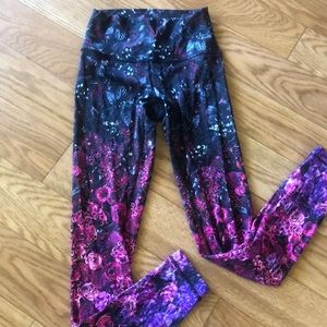 Lululemon wunder under high rise “in bloom”